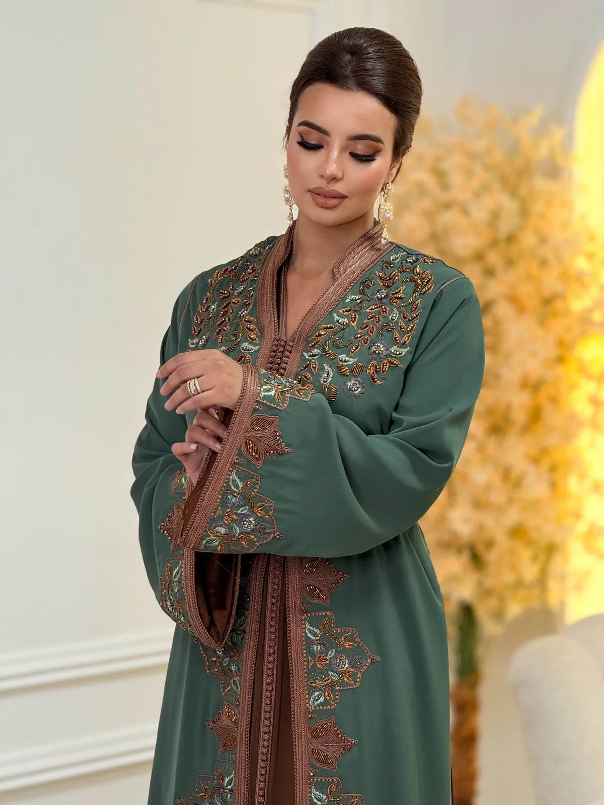 تكشيطة كلثوم خضراء – فستان مغربي احتفالي من قطعتين – صورة المنتج 5