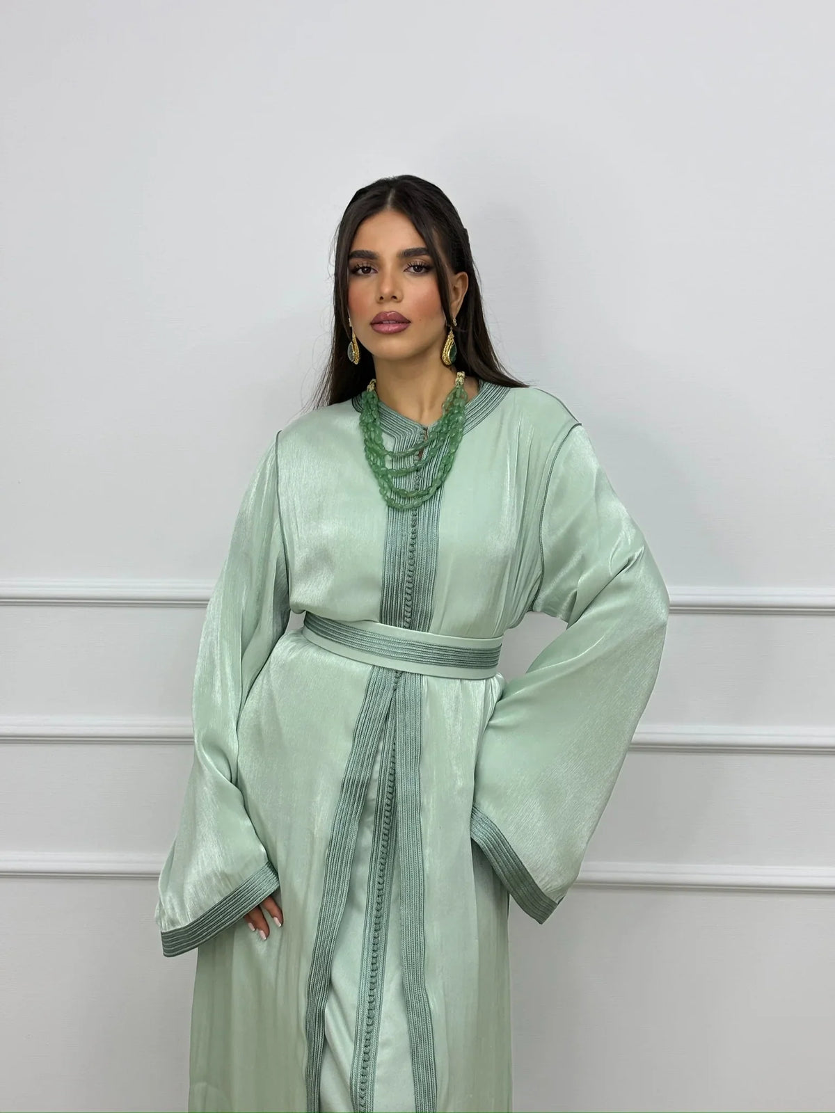 تكشيطة سعاد خضراء – فستان مغربي احتفالي من قطعتين – صورة المنتج 2