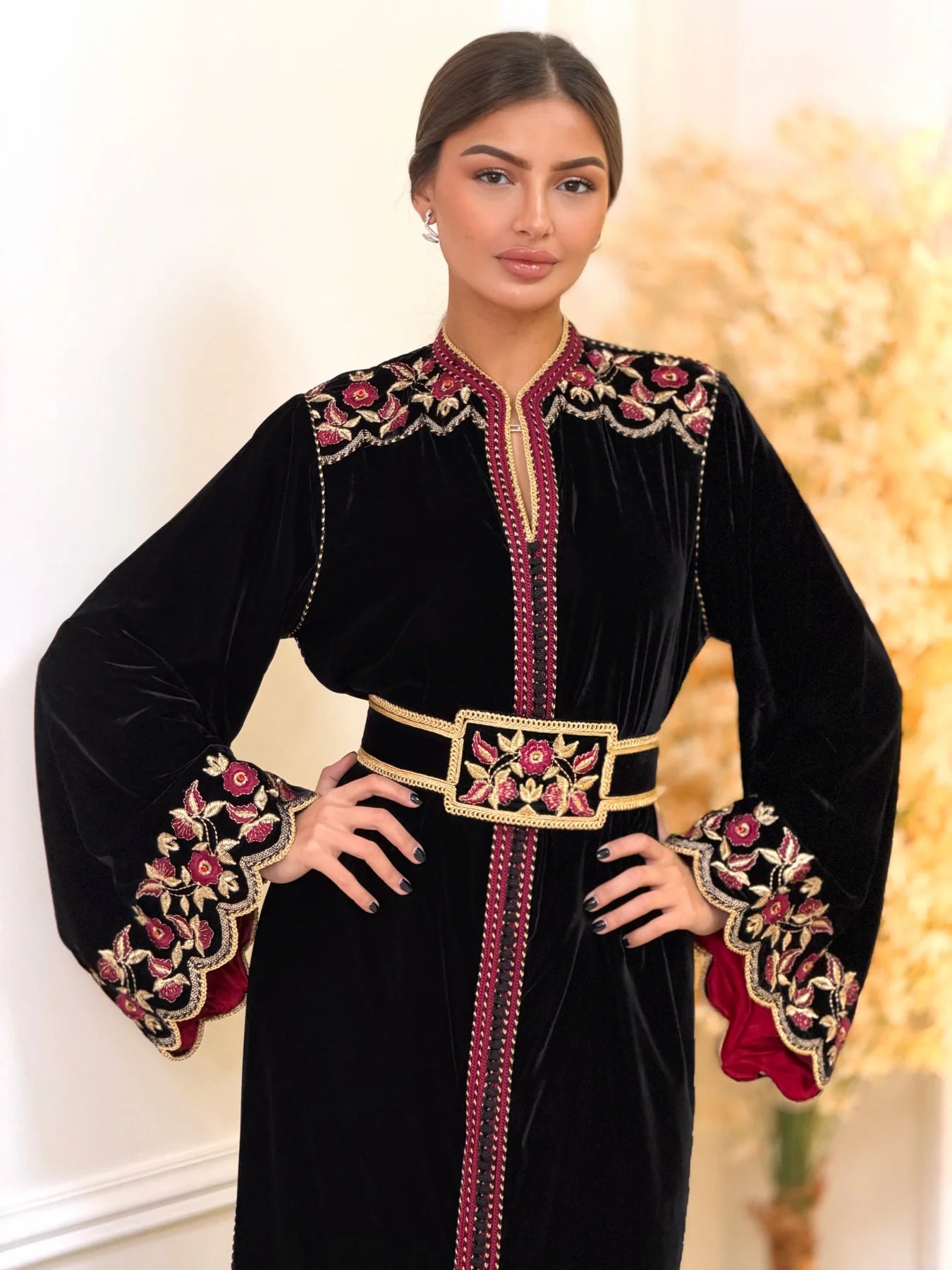 قفطان لمياء أسود – قفطان مغربي مصنوع يدويًا – صورة المنتج 7