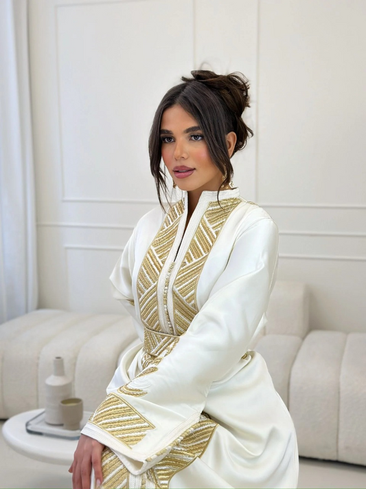 قفطان شروق أبيض – قفطان مغربي مصنوع يدويًا