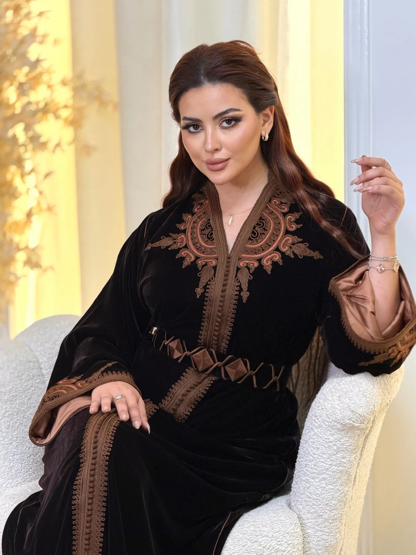 قفطان آيلا أسود – قفطان مغربي مصنوع يدويًا – صورة المنتج 8